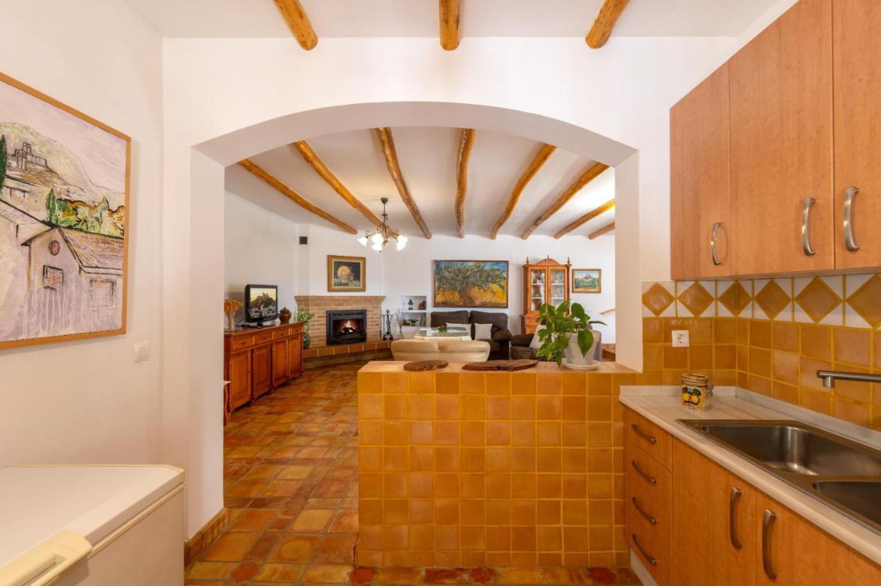 Vivienda Rural Las Bartolas Jaen Bagian luar foto