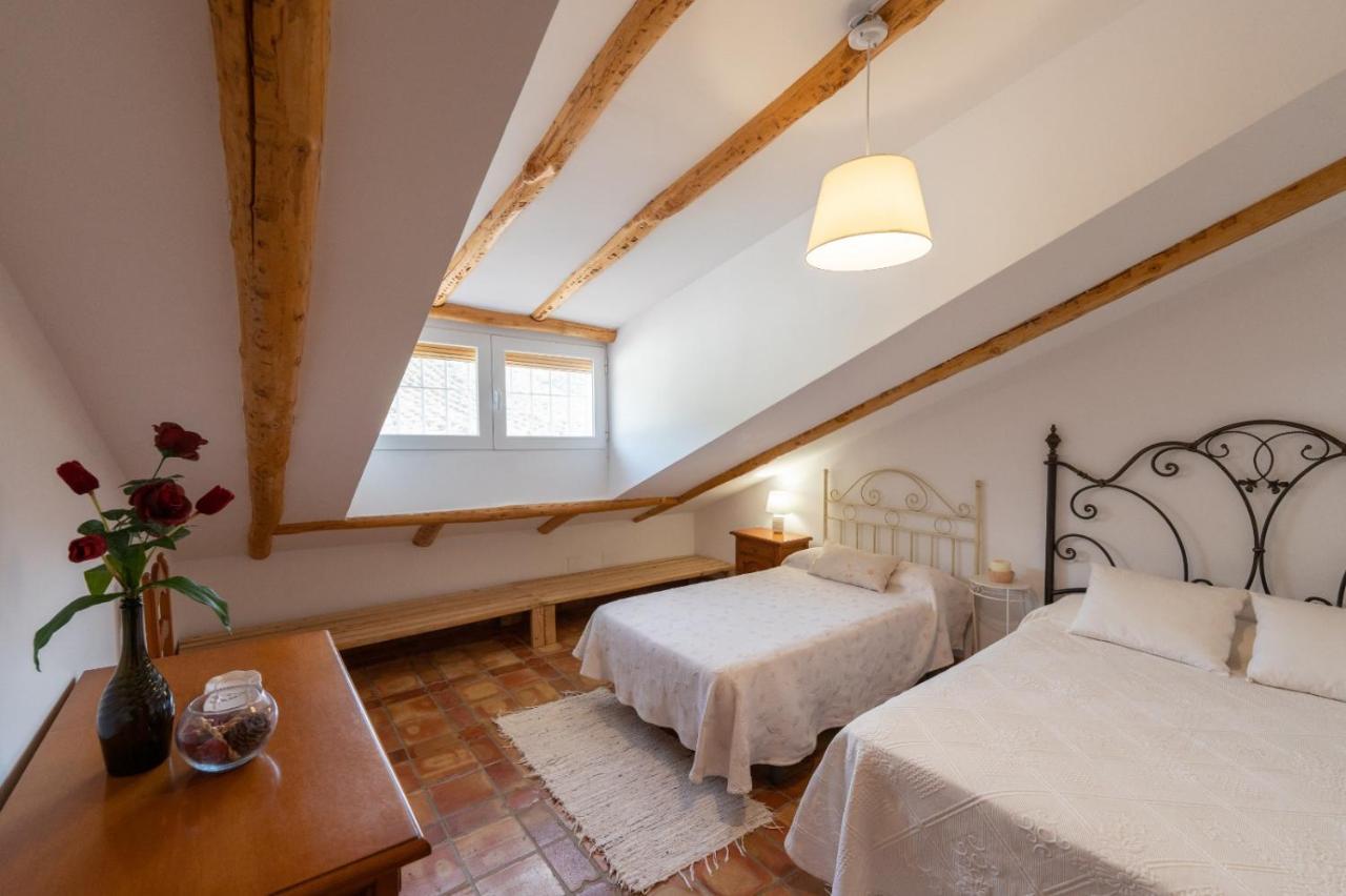 Vivienda Rural Las Bartolas Jaen Bagian luar foto